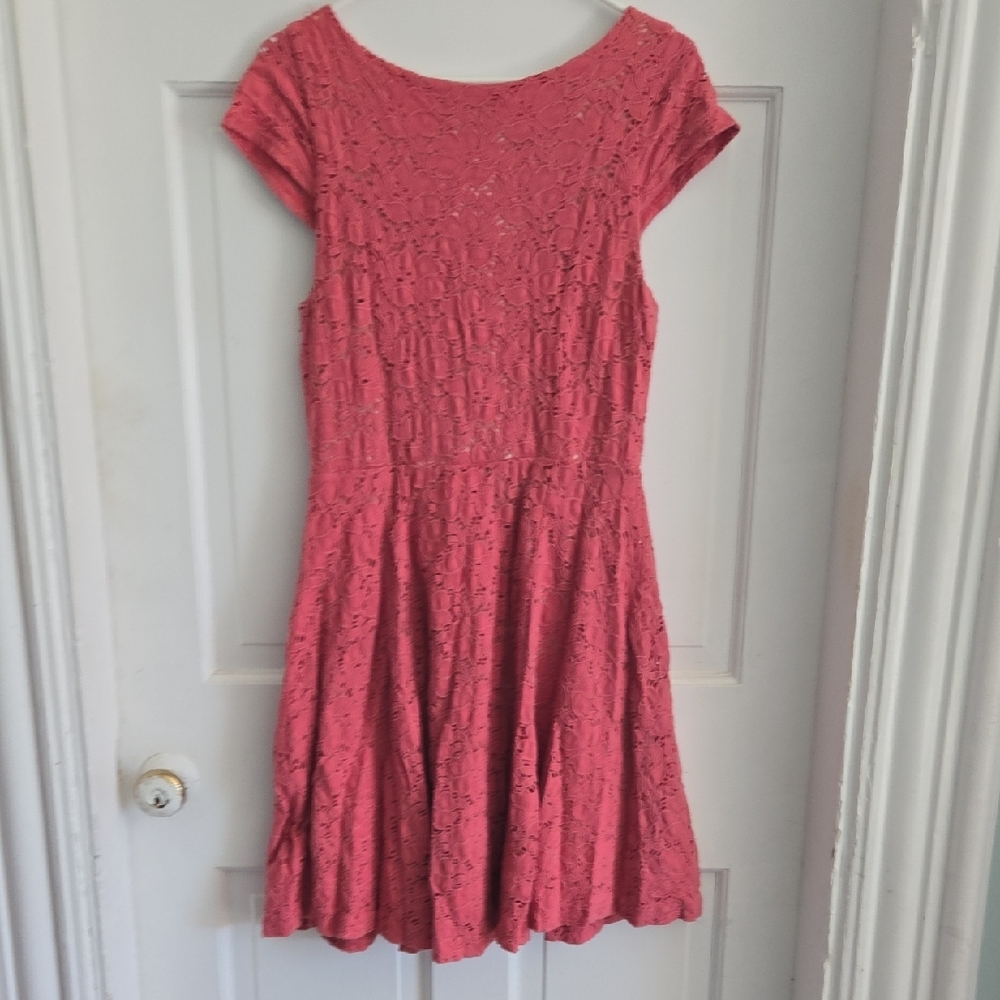 Maeve Coral Lace Mini Dress - Picture 4 of 4
